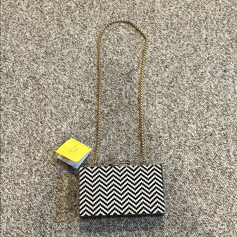NWT Roller Rabbit Chevron Black and White hard clutch with chain.